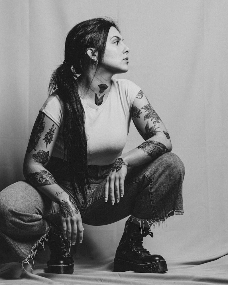 Nora Bravo, tatuador especialista en Fine Line & Tradicional